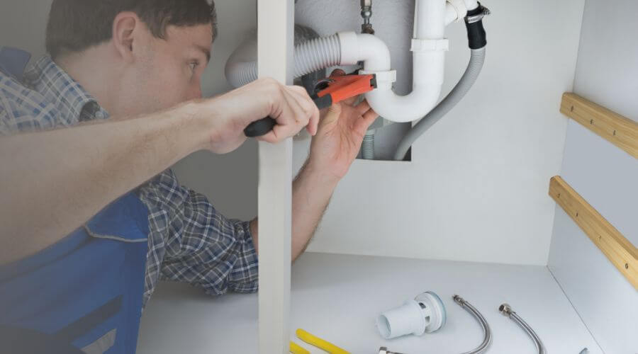 Local expert plumbing services in Linn, MO